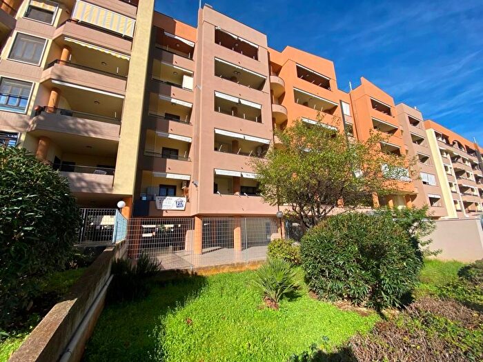 Appartamento trilocale in vendita in Via Berlino, Casamassima