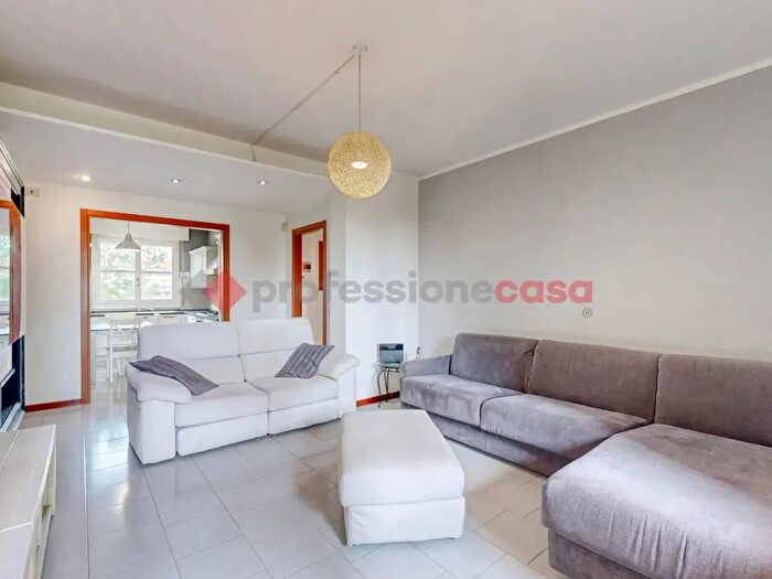 Appartamento trilocale in vendita in Via San Pancrazio, Gessate
