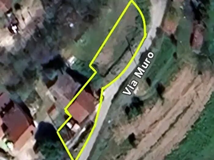 Casa trilocale in vendita in Via Muro, Baone