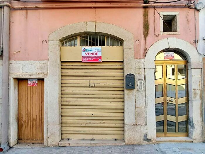 Appartamento con 6 locali in vendita in Via G Caboto, Andria