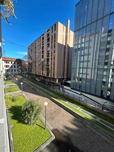 Appartamento bilocale in affitto in Via Federico Confalonieri, Isola, Milano