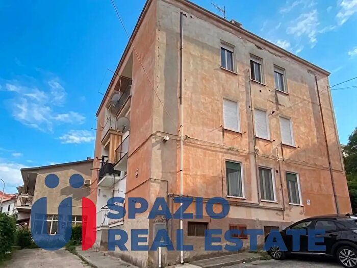 Appartamento bilocale in vendita in Via Roma, Loreto Aprutino
