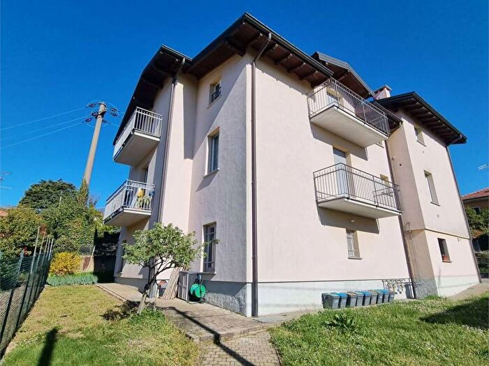 Appartamento bilocale in affitto in viale Borri, Bizzozzero, Varese