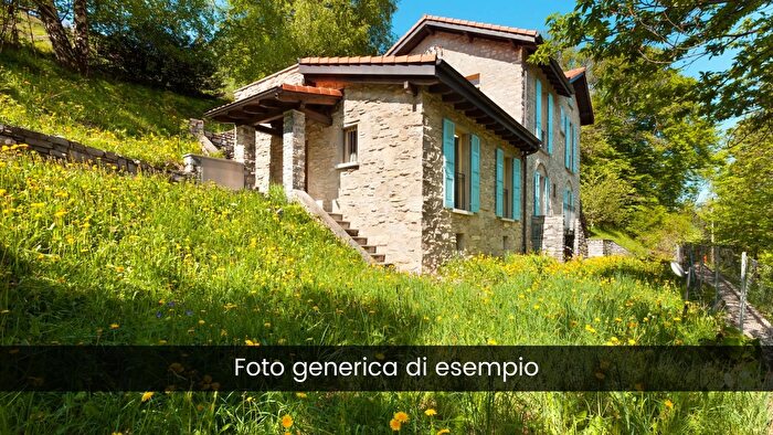 Casa in vendita in Abbiategrasso Zona Primavera, Abbiategrasso
