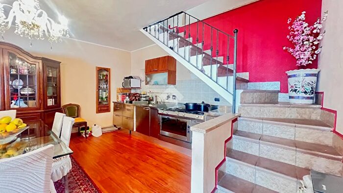 Casa quadrilocale in vendita in Via Mondo, Montechiaro DAsti