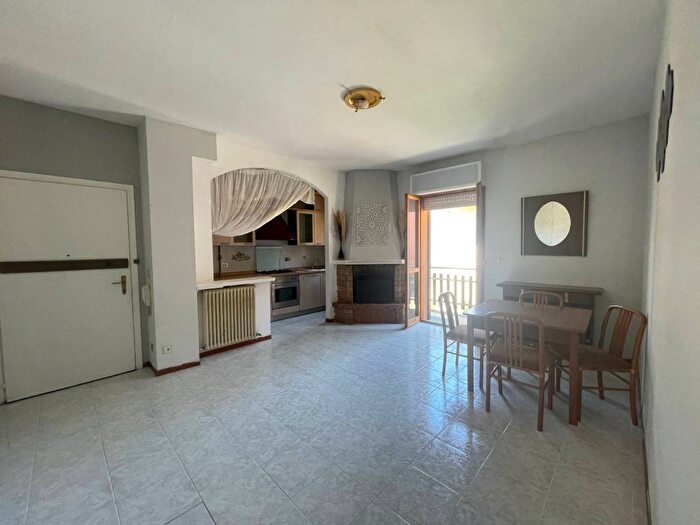 Appartamento trilocale in affitto in Viale Guglielmo Marconi, Centro, Loiano