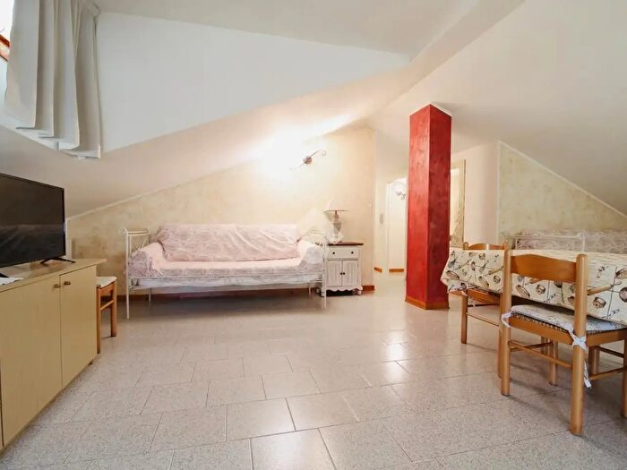 Appartamento trilocale in vendita in Via Galileo Galilei, Jesolo