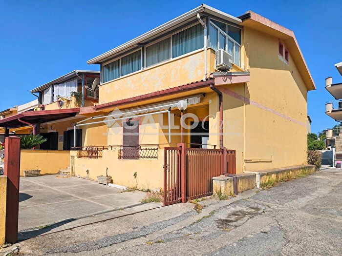 Appartamento quadrilocale in vendita in Cda Castromurro Belvedere Marittimo, Belvedere Marittimo