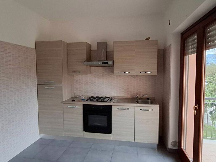 Appartamento trilocale in affitto in Pignataro Interamna