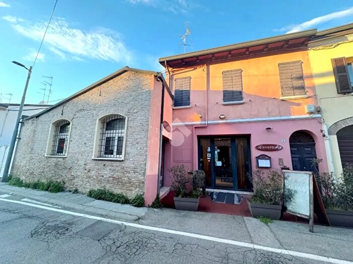 Appartamento trilocale in vendita in Circonvallazione al Molino, Ravenna