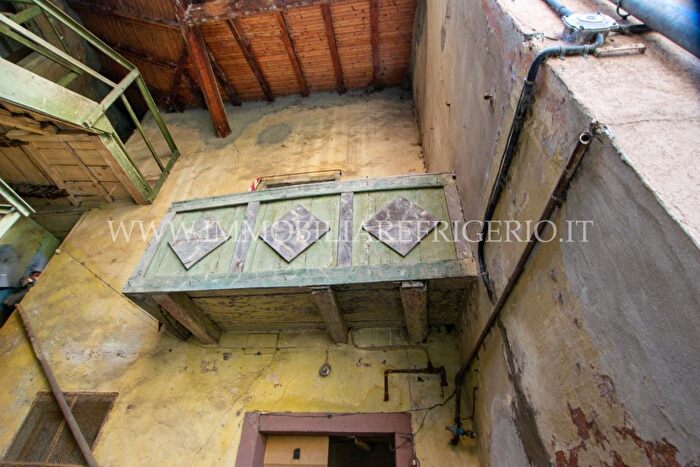 Casa con 7 locali in vendita in Via San Gerolamo, Vercurago