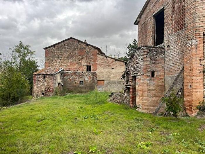 Casa con 6 locali in vendita in Via Guglielmo Marconi, Citerna