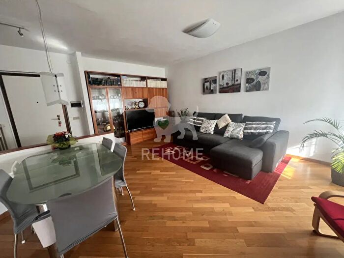 Appartamento quadrilocale in vendita in Via Val di Resia Udine, Udine