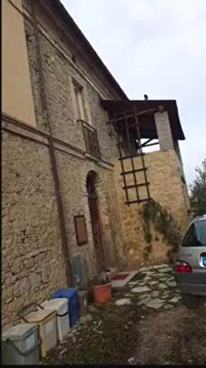 Casa quadrilocale in vendita in Contrada Villa Baccile, Crecchio