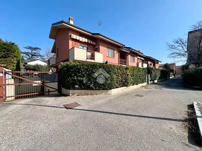 Appartamento quadrilocale in vendita in Via Ugo Foscolo, Rivoli