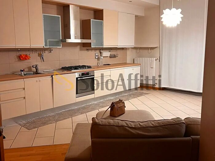 Appartamento con 5 locali in affitto in Via Bologna, Pescara