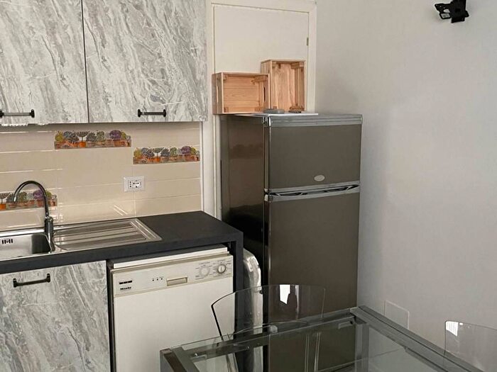 Appartamento monolocale in affitto in Via di SantIppolito, Bologna, Roma