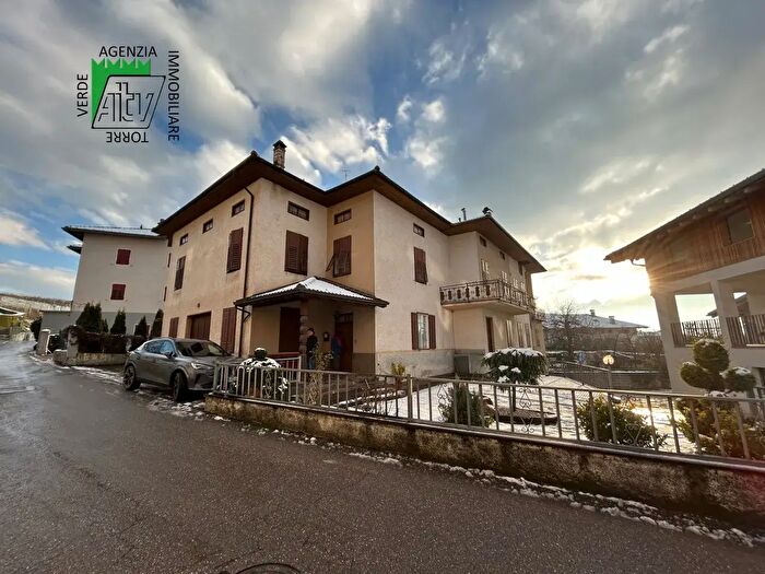 Casa con 7 locali in vendita in Via di SantAntonio Abate, Sanzeno