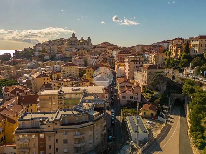 Appartamento bilocale in vendita in Via Sebastiano Caboto, Imperia