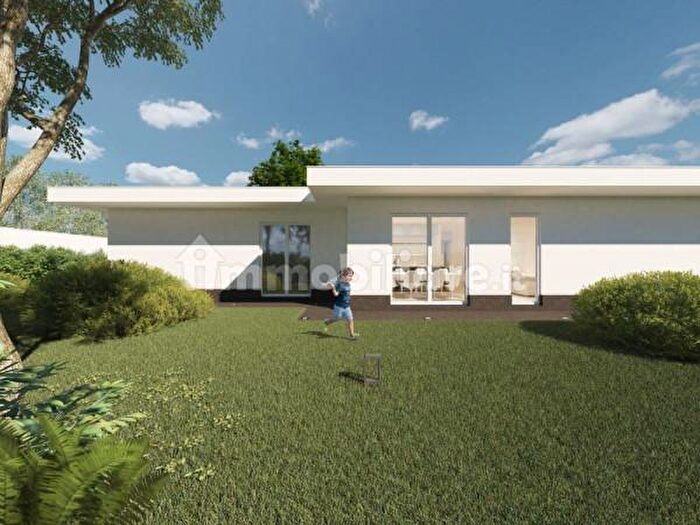 Casa quadrilocale in vendita in Via Fontanelle, Veniano