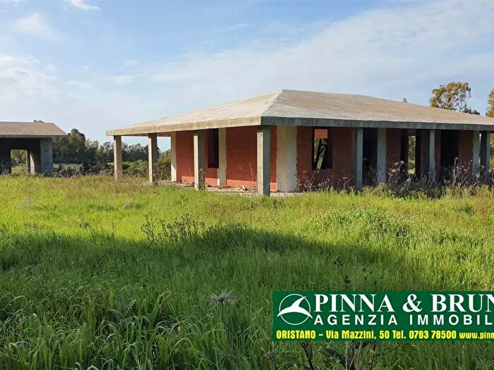 Casa con 5 locali in vendita in Marrubiu