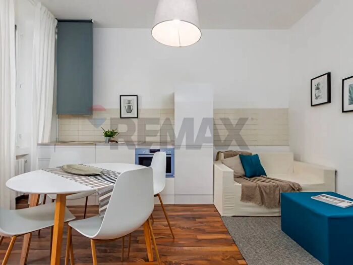 Appartamento bilocale in vendita in Via Padova, Milano