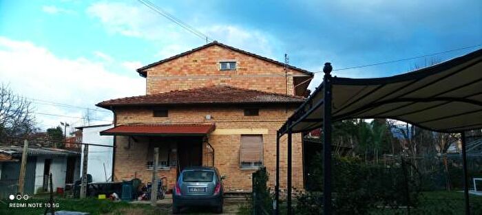 Casa bilocale in vendita in Via Mario Angelucci, Bastia Umbra