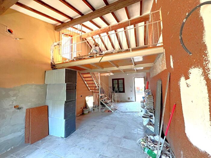 Appartamento quadrilocale in vendita in Cascina