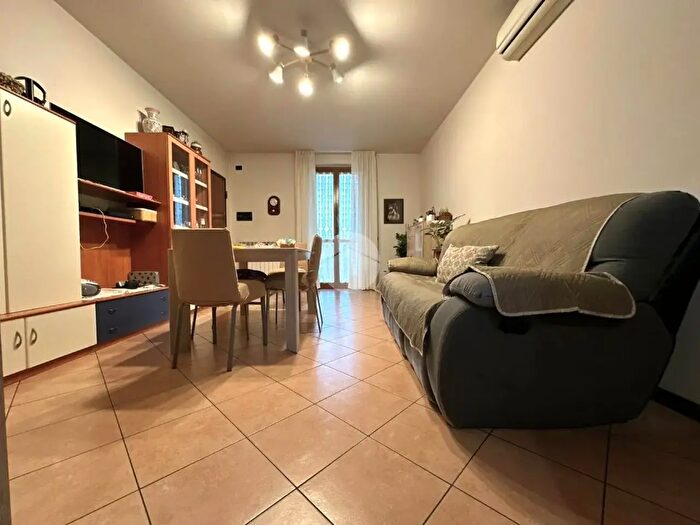 Appartamento quadrilocale in vendita in Via Grazia Deledda, Manerbio