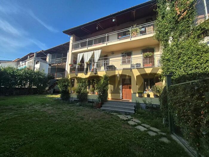 Casa con 10 locali in vendita in Via Conti San Martino San Giovanni, Castellamonte