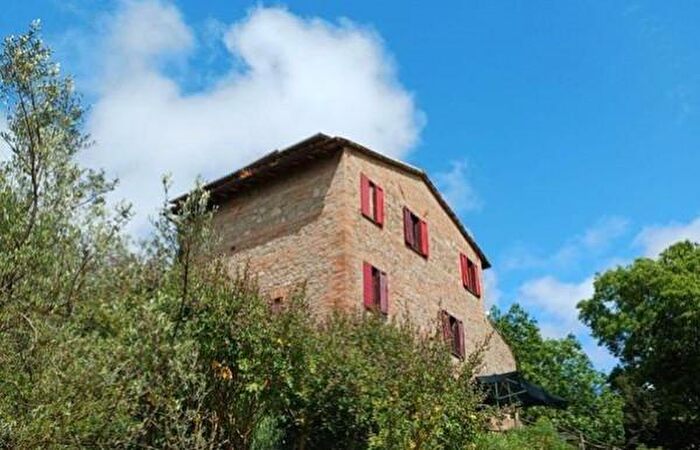 Casa con 6 locali in vendita in Vocabolo Acquaiole, Citta Della Pieve