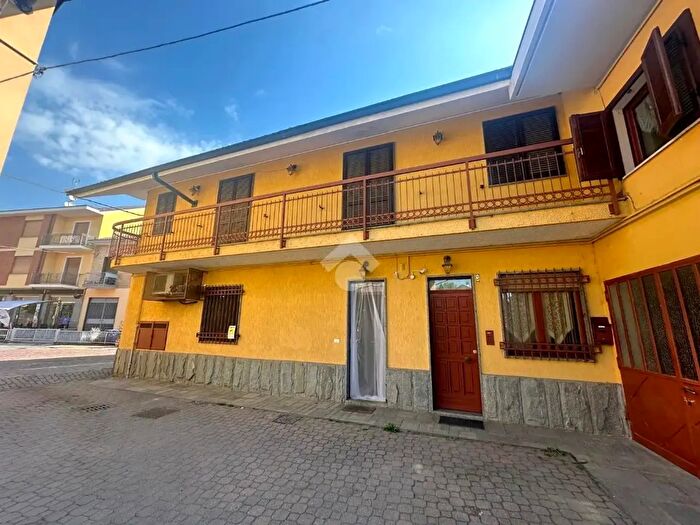 Appartamento quadrilocale in vendita in Via Losa, Robassomero