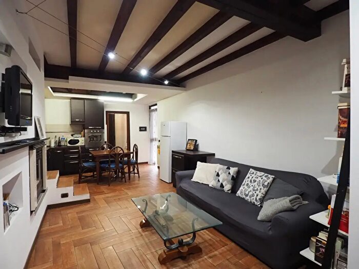 Appartamento bilocale in vendita in Via Cavour, Inzago