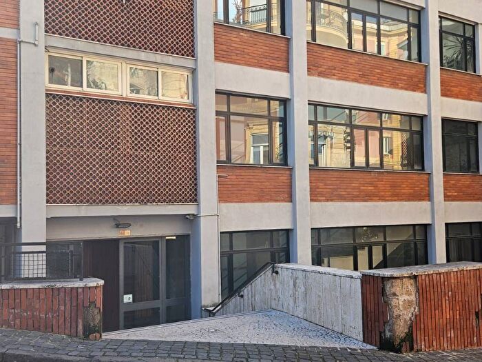 Appartamento monolocale in affitto in Viale Maria Cristina di Savoia, Vomero, Napoli