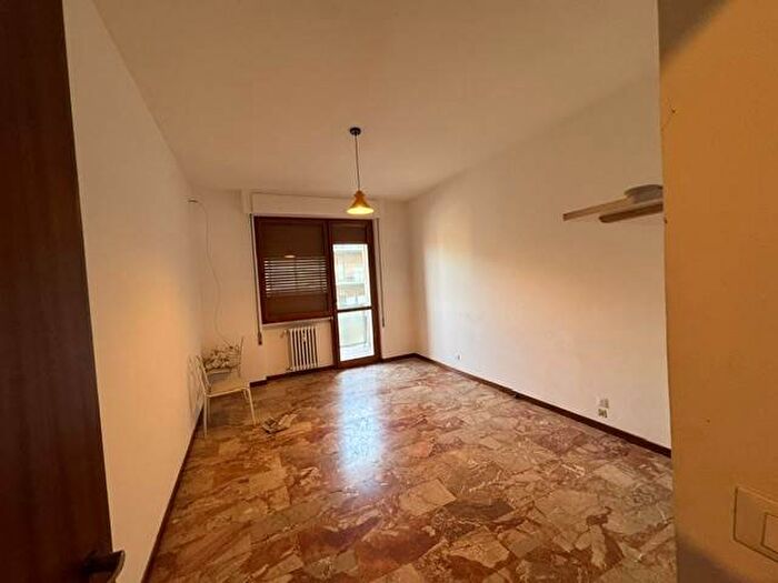 Appartamento trilocale in affitto in Piazzale Giotto, Semicentro Stazione, Perugia