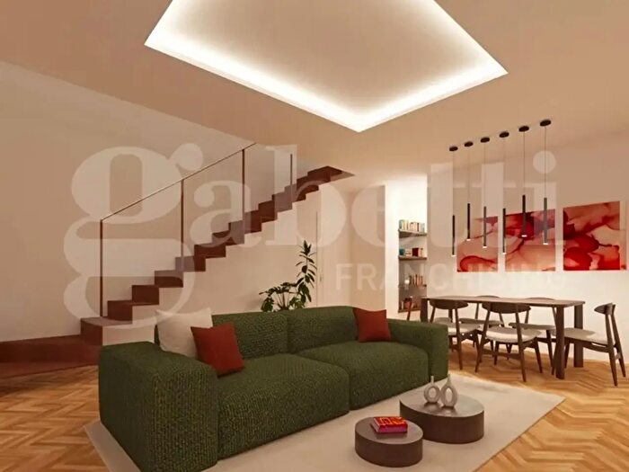 Appartamento con 5 locali in vendita in Via Ghiberti, Pontassieve