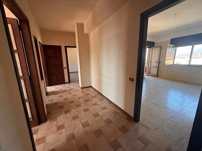 Appartamento quadrilocale in vendita in Via G La Pira, Lamezia Terme