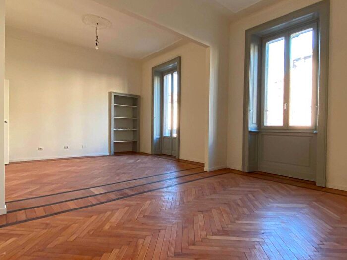 Appartamento bilocale in affitto in Via Giovan Battista Pergolesi, Buenos Aires, Milano