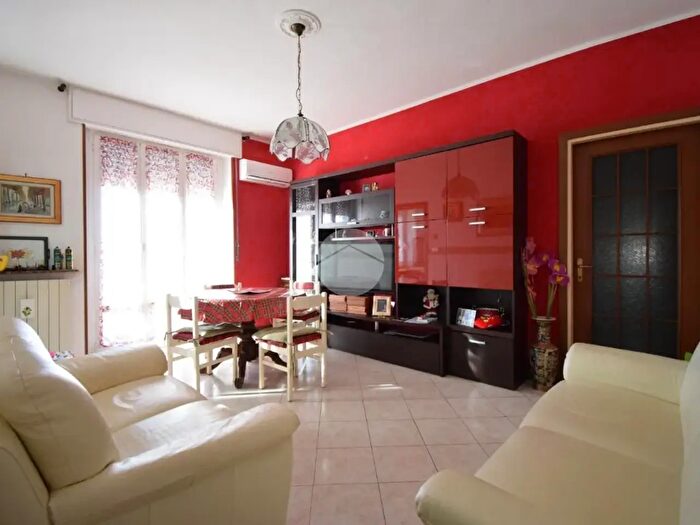 Appartamento bilocale in vendita in Via Monte Grappa, Agrate Brianza