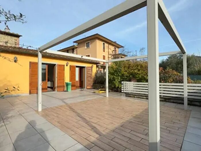 Casa con 6 locali in vendita in Via Biccimurri, Larciano