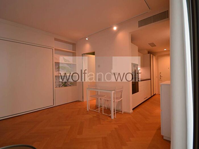 Appartamento monolocale in affitto in Via Varese, Moscova, Milano