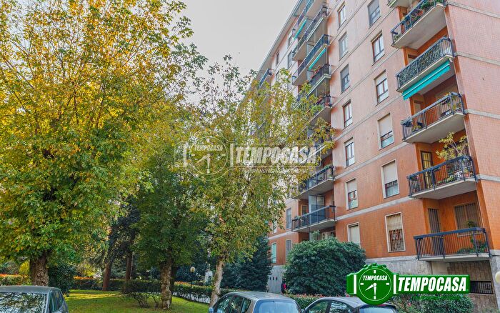 Appartamento trilocale in vendita in Via Copernico, Corsico