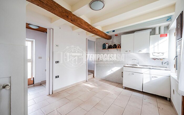 Casa bilocale in vendita in Via a Guidetti, Baricella