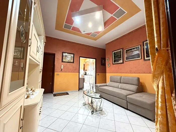 Appartamento trilocale in vendita in Corso Umberto, Ficarazzi