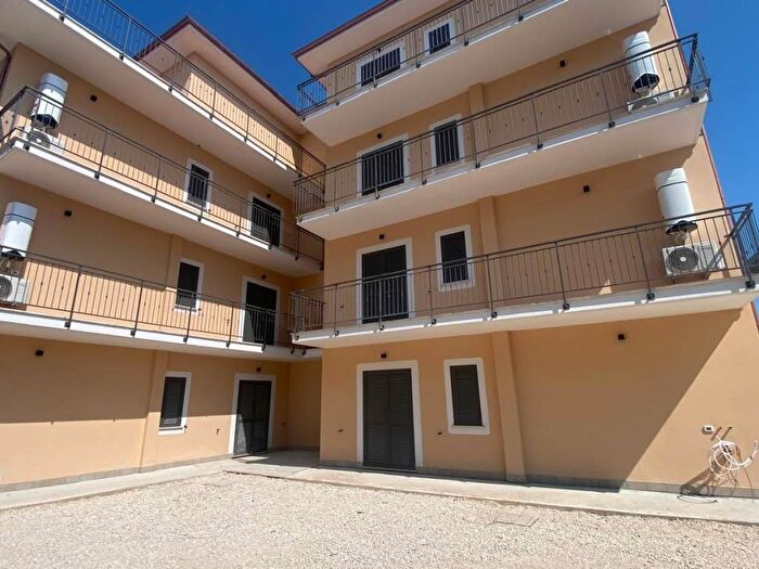 Appartamento trilocale in affitto in Via Enrico Fermi, Fiano Romano