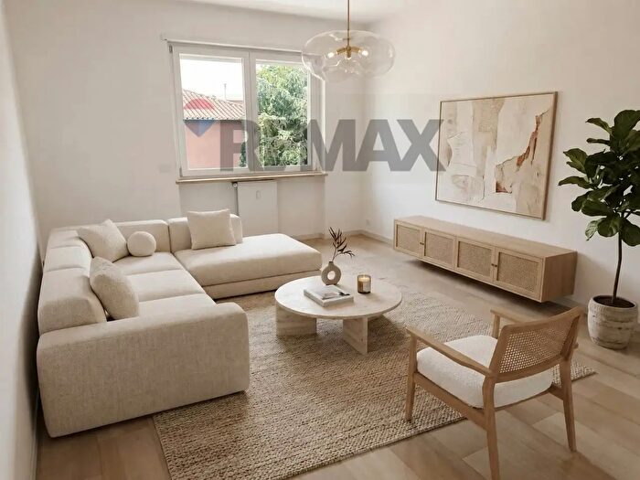 Appartamento trilocale in vendita in Viale Vittorio Veneto, Gallarate