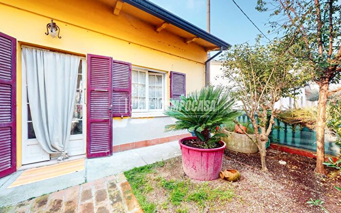 Appartamento trilocale in vendita in Via SantAndrea, Cervia