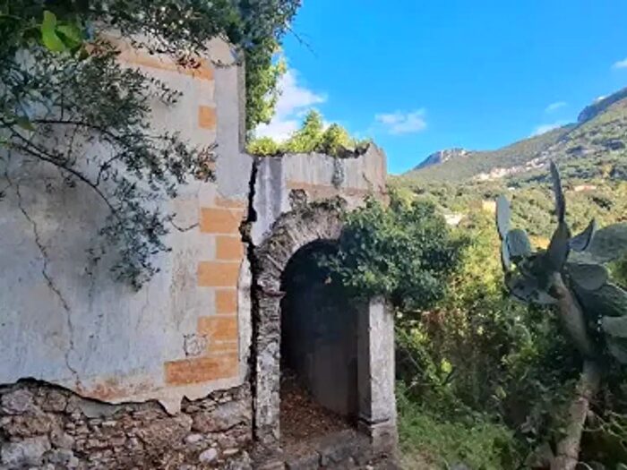 Casa con 6 locali in vendita in Ss, Maratea