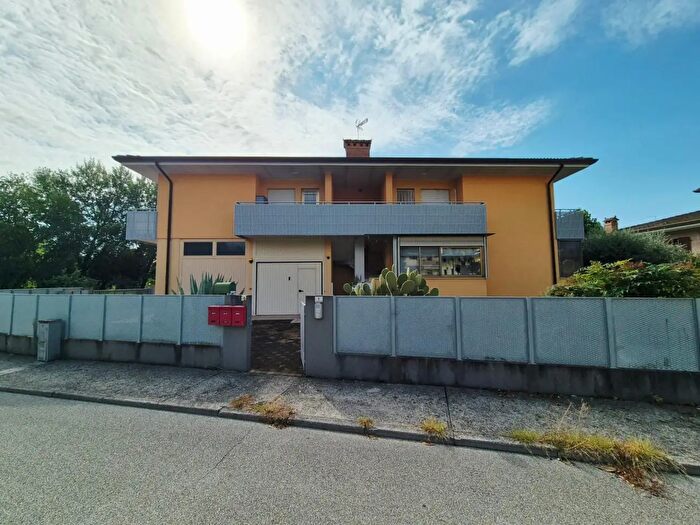Appartamento bilocale in vendita in Via degli Aceri, Codroipo
