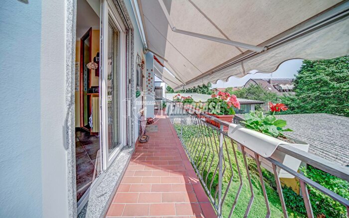 Case in Vendita e in Affitto - 3